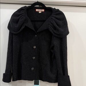 Black Button-Up Cardigan with Unique Collar( z)